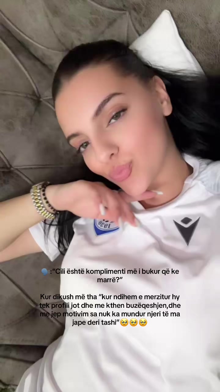 @🦢