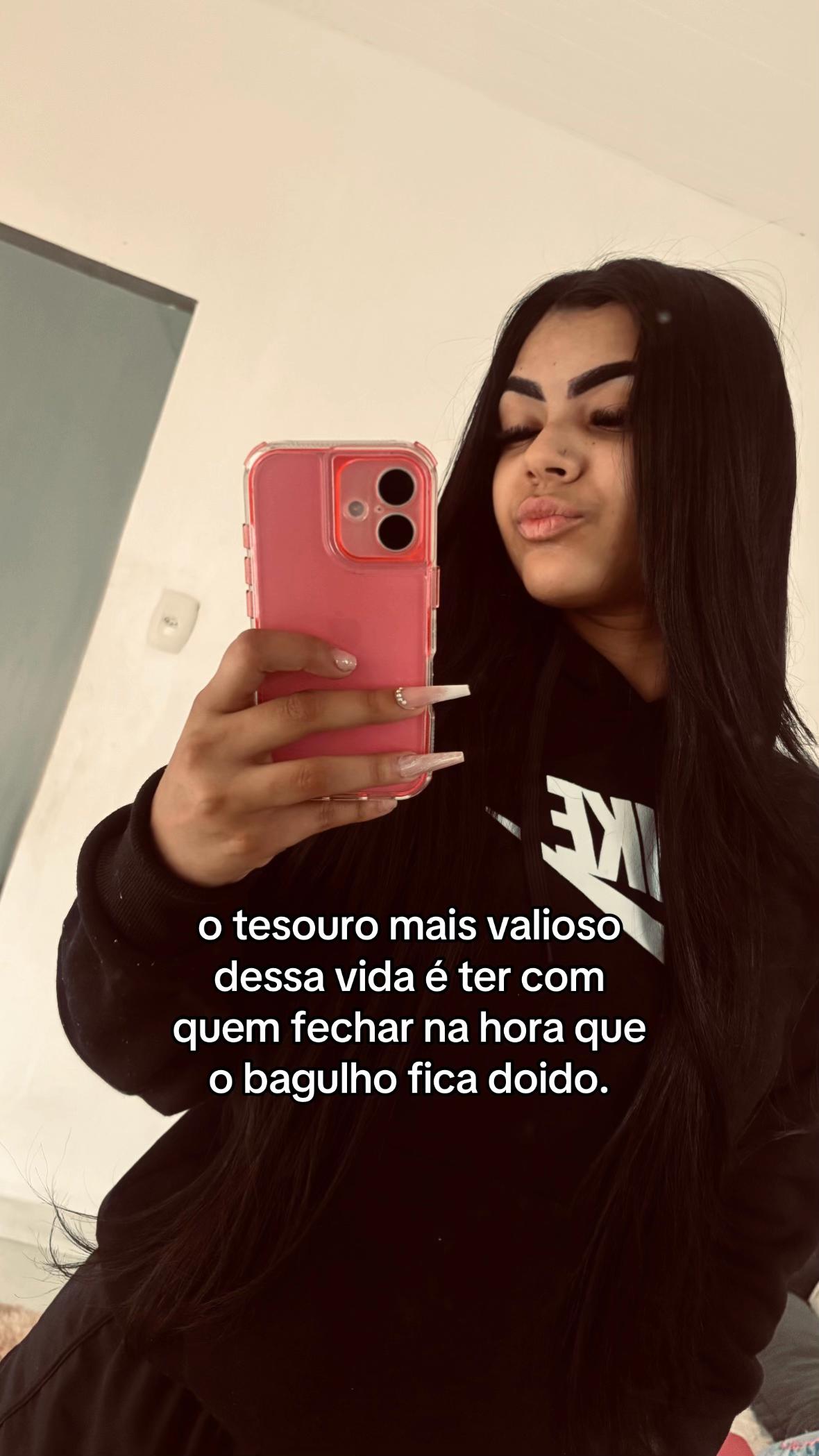 @faelinha.ofc