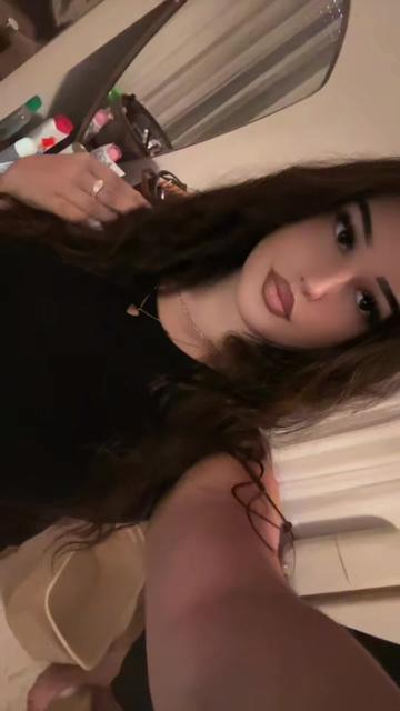 @ℰ