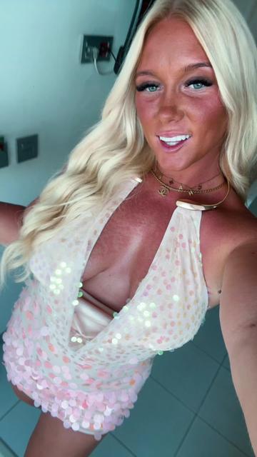 @𝓢𝓱𝓪𝓷𝓷𝓸𝓷🐚🐬🌺🍍
