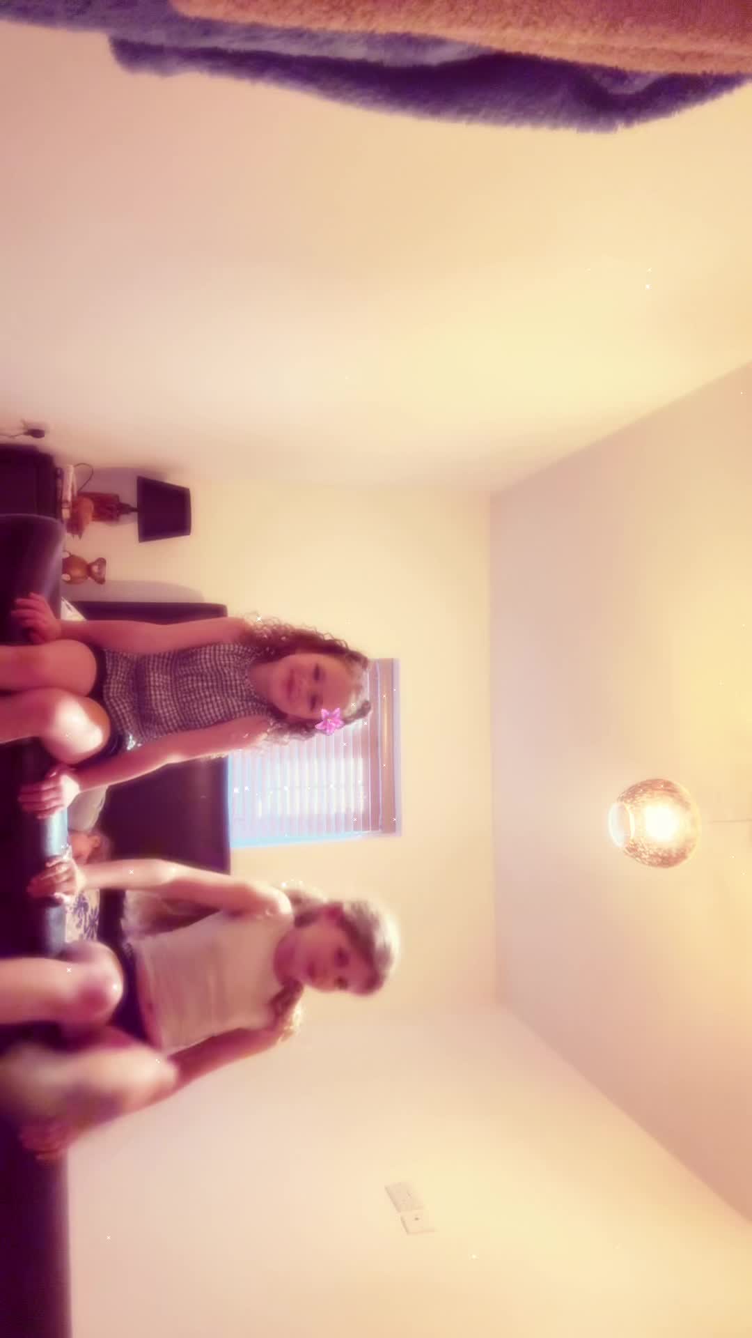 @chelshendx