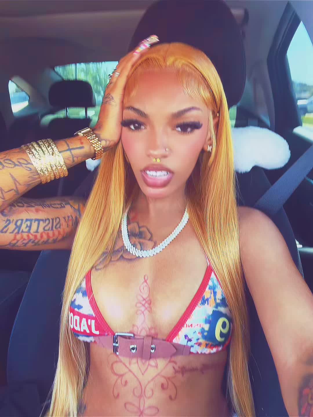 @PR3TTYLUHHTATTII💫