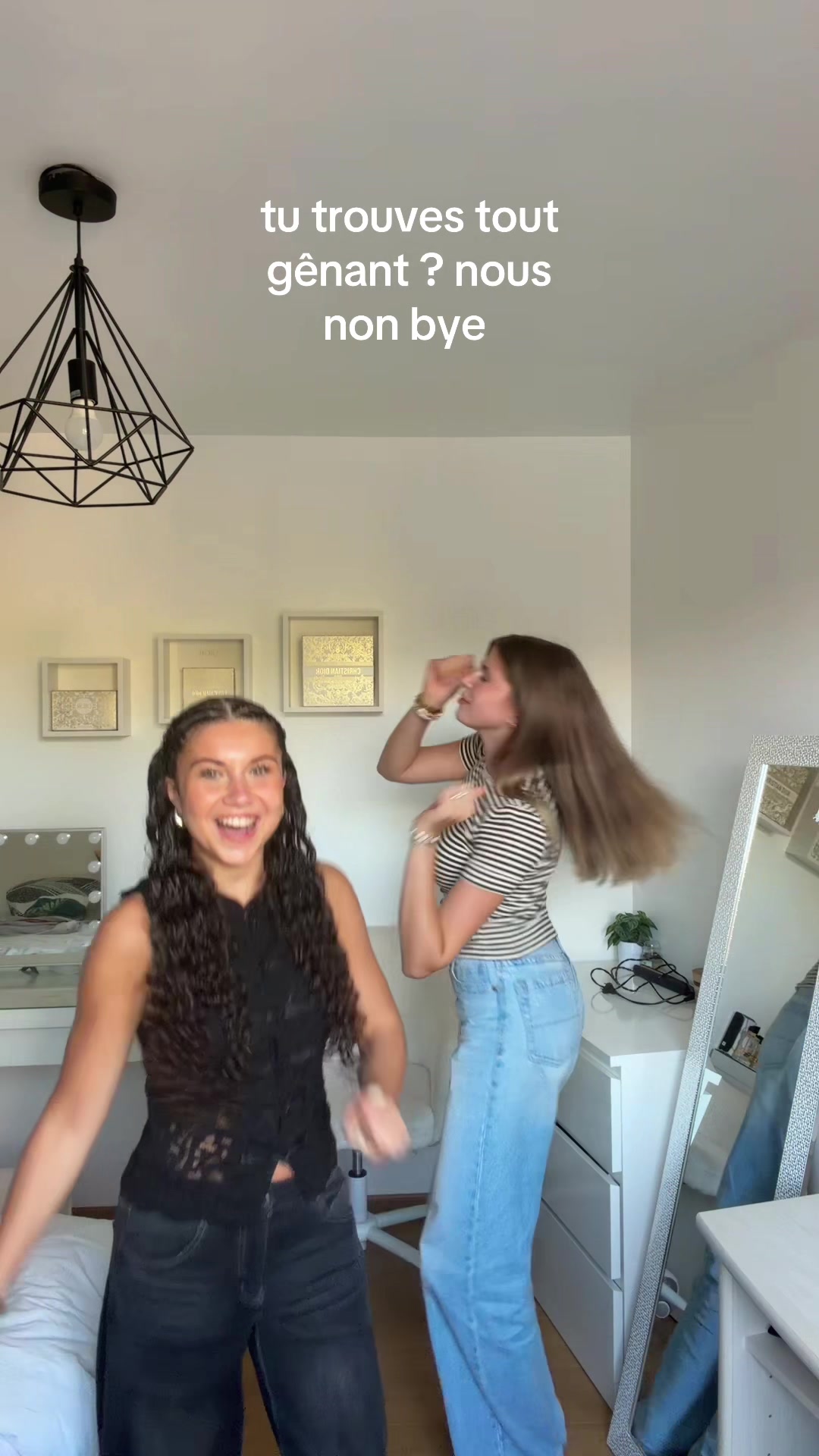 @𝑙𝑜𝑎𝑛𝑒
