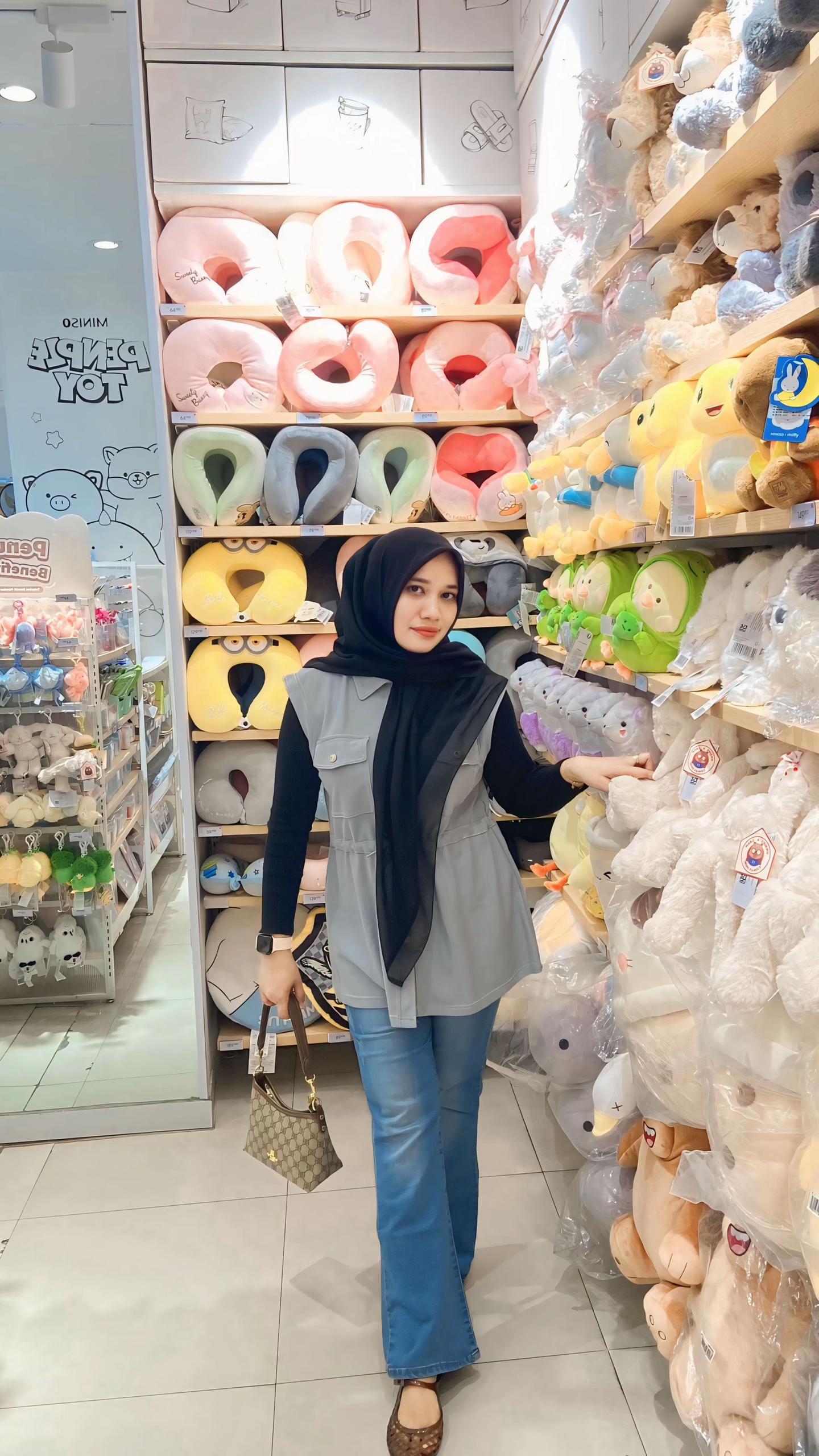 @Cikgu Sarah✨