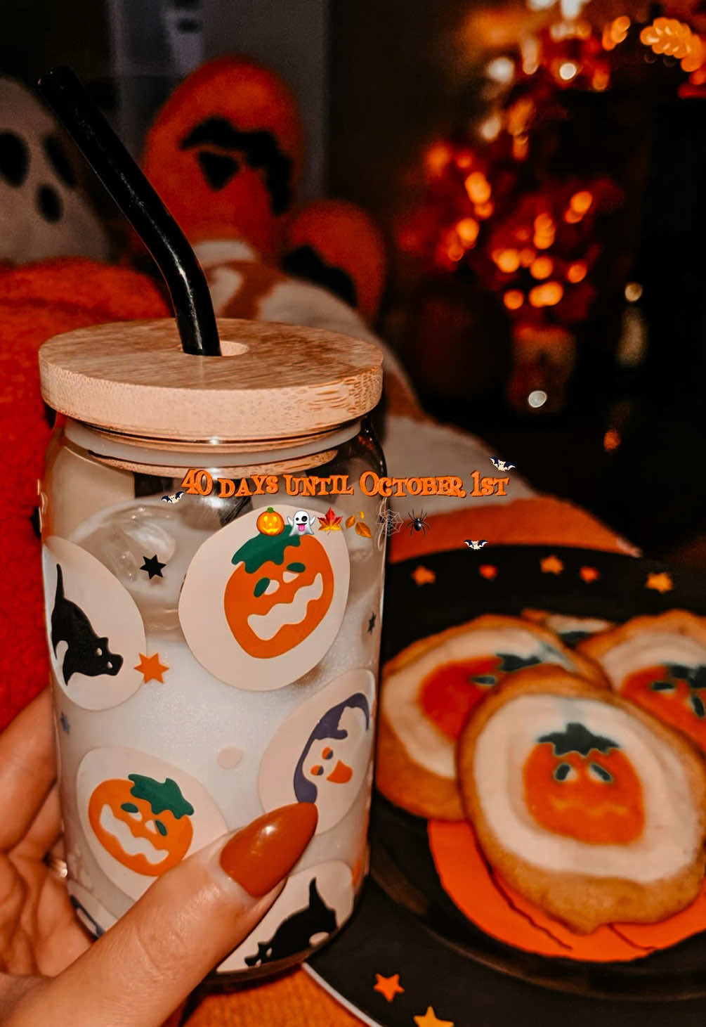 @Eternally.Cozy 🍂☕️🕯️🎃