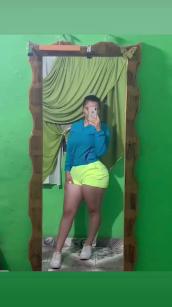 @Rosalinda