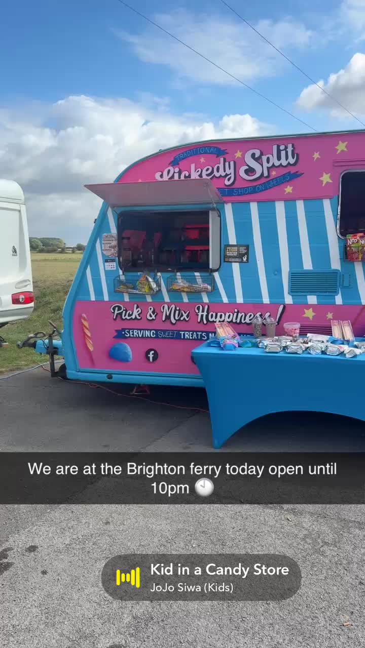 @Lickedy split treat caravan