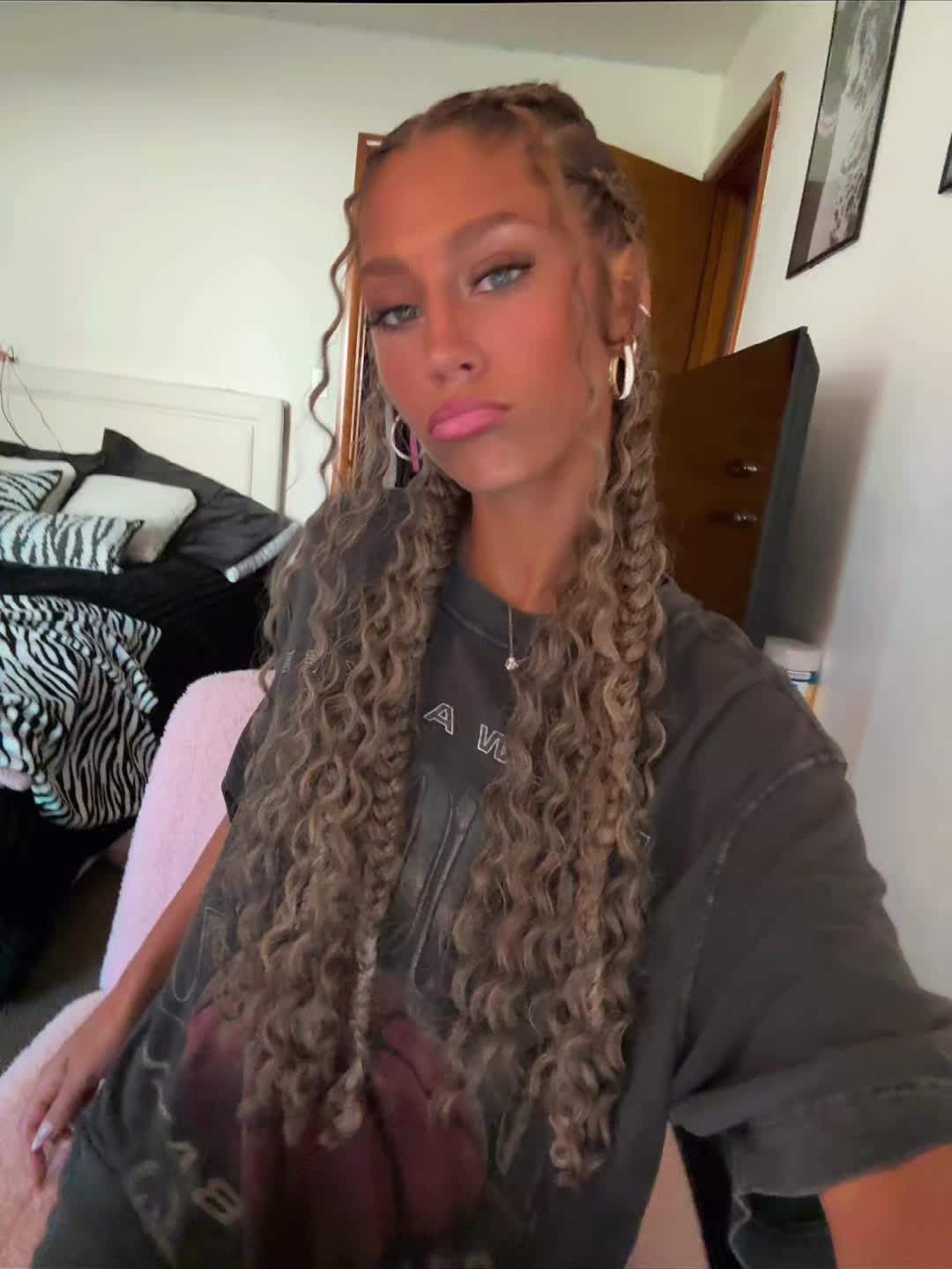 @Jaide