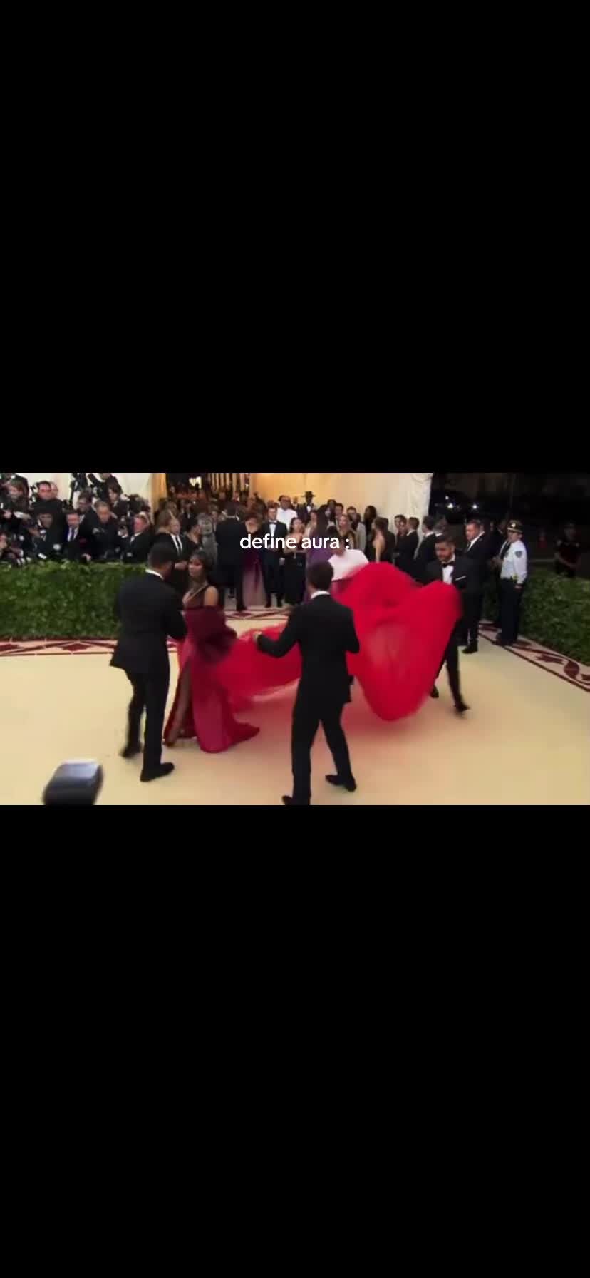 @nickibarbzmaraj