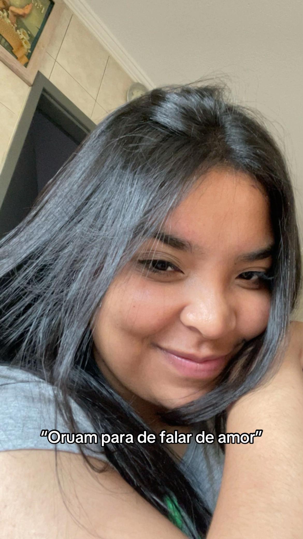 @Juliasilvaa$
