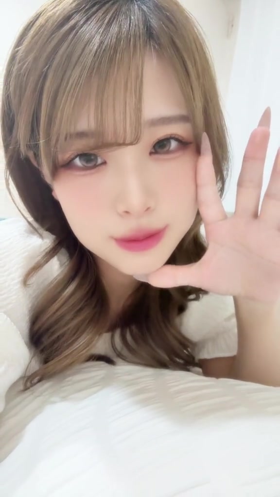 @なぎ