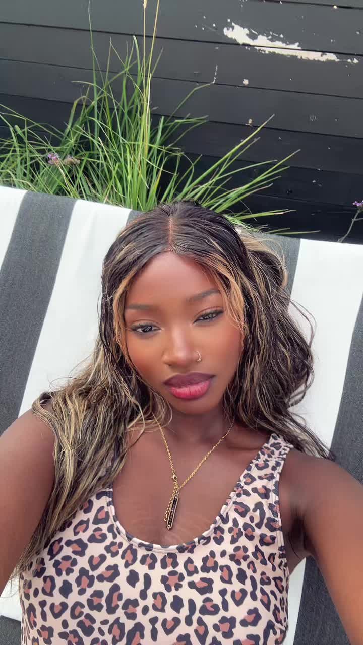 @Manou Jeanty