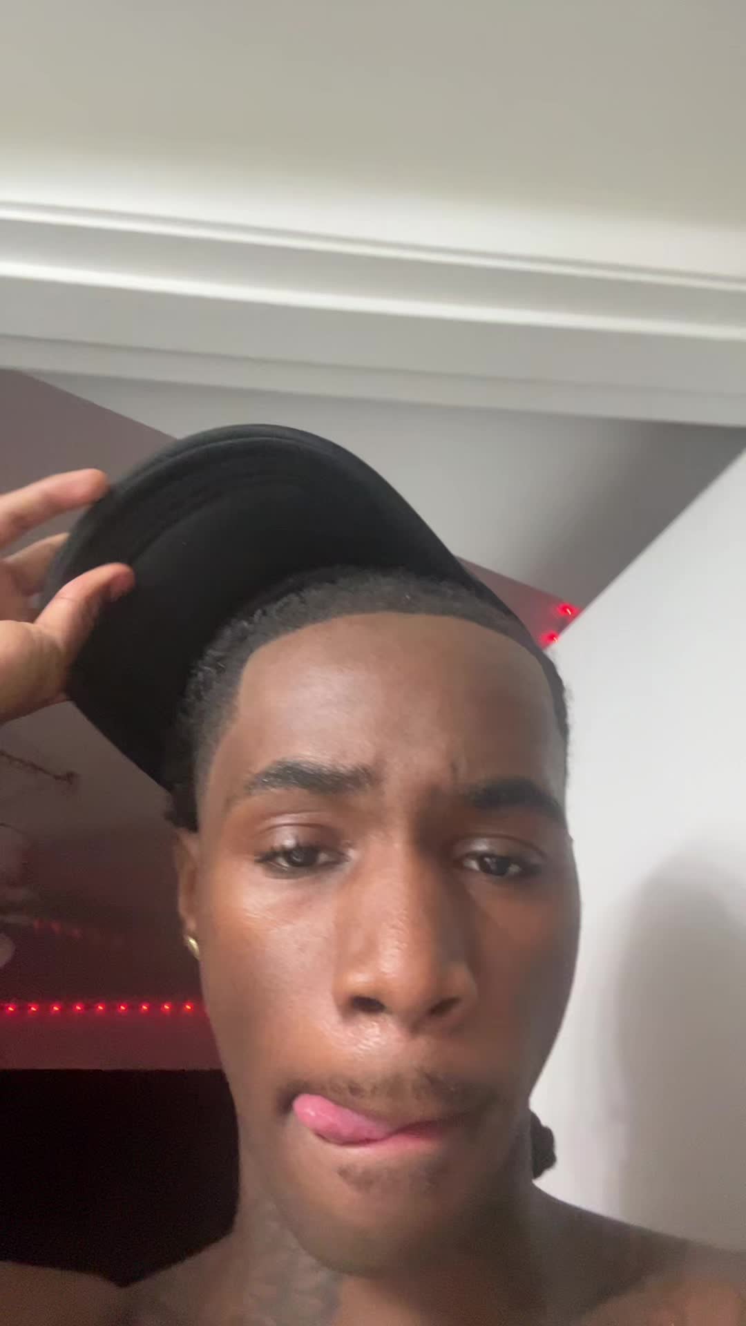 @zy