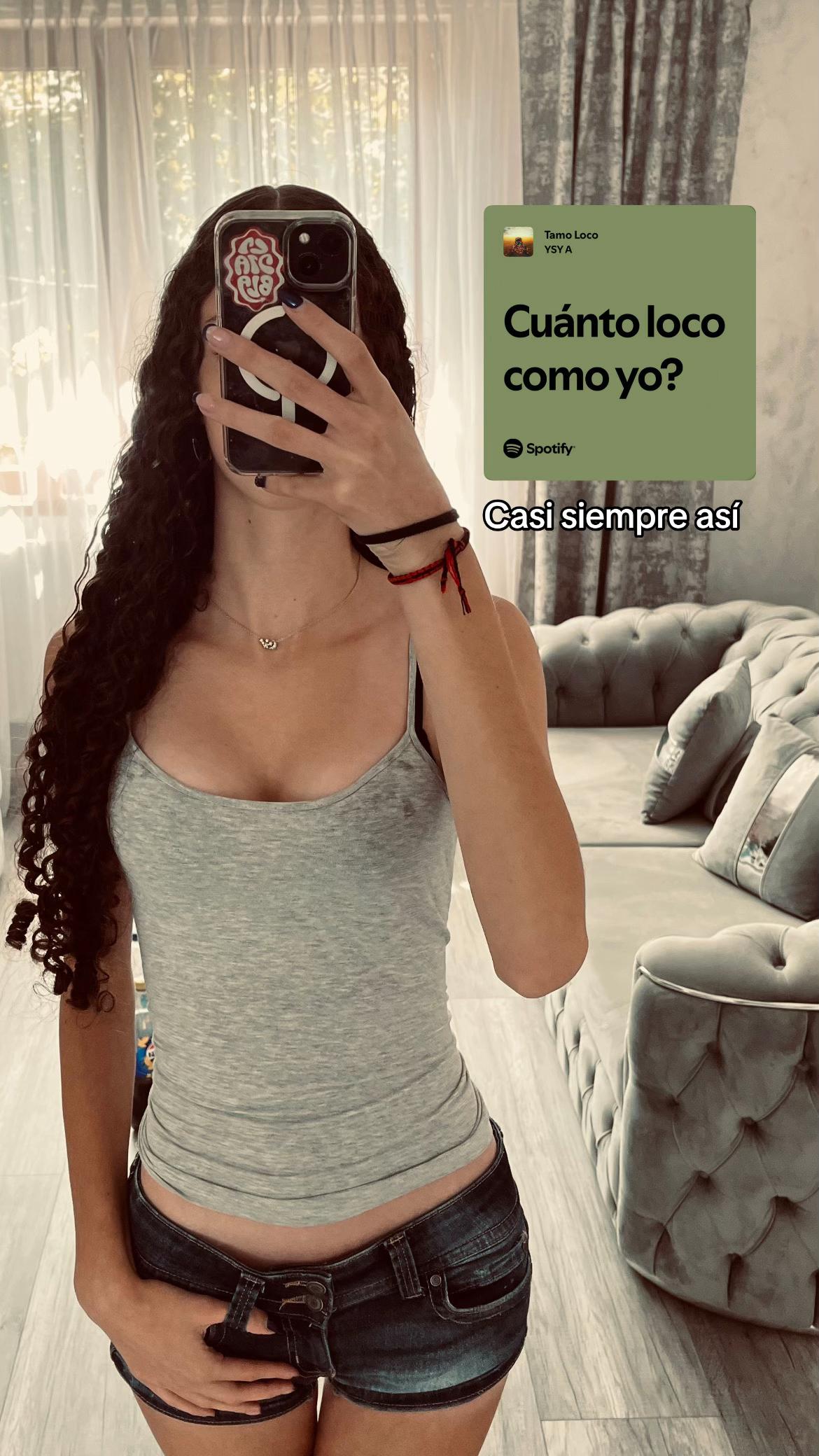 @🦇