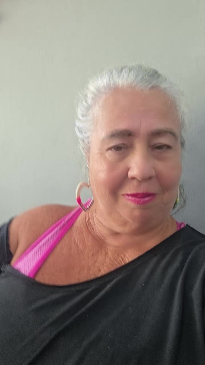 @regianebombonzinh