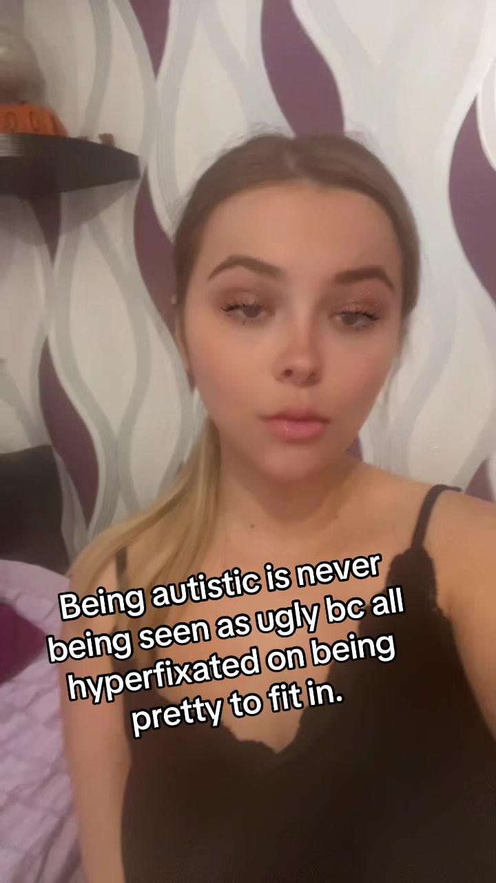 @Elliestoresx