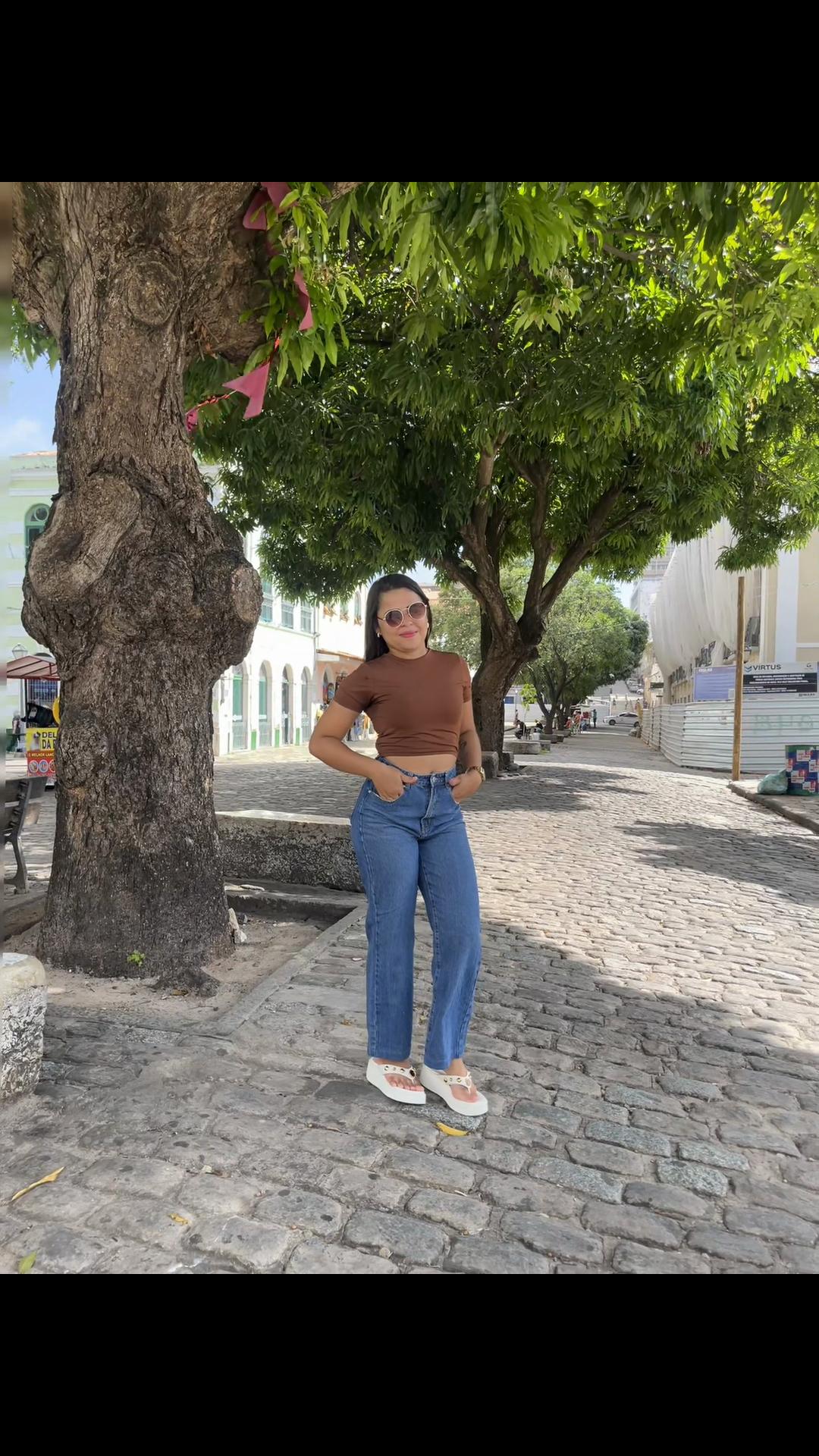 @Livia Guimar&atilde;es