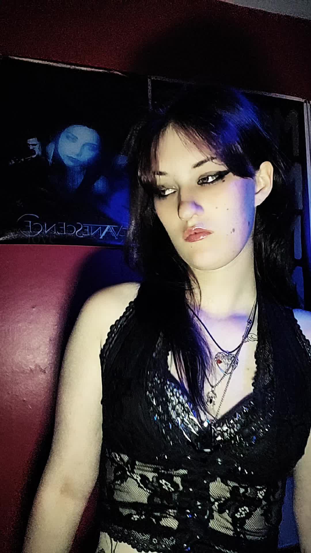 @✞ ꨄ 𝒦𝑒𝓇𝓇𝓎 ꨄ ✞