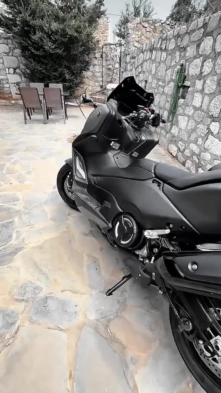 @𝕋𝕞𝕒𝕩