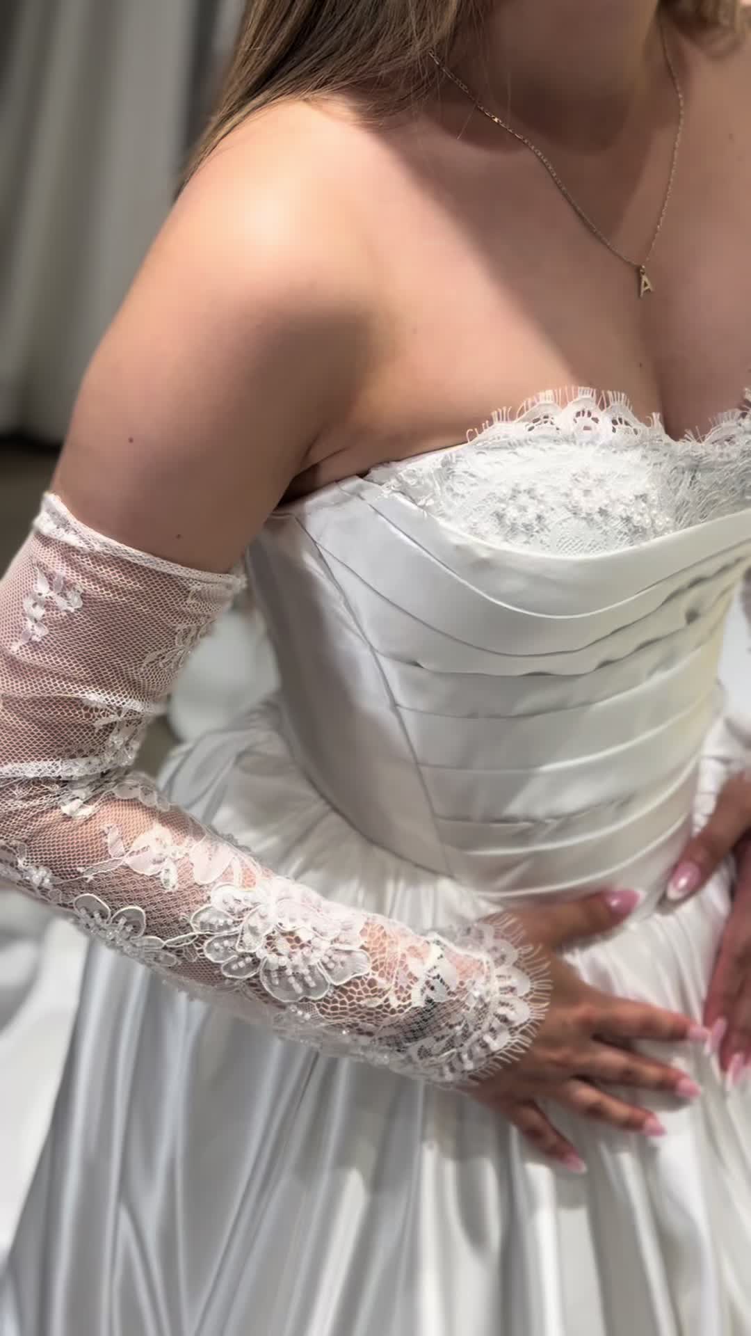 @Rina.Dresses