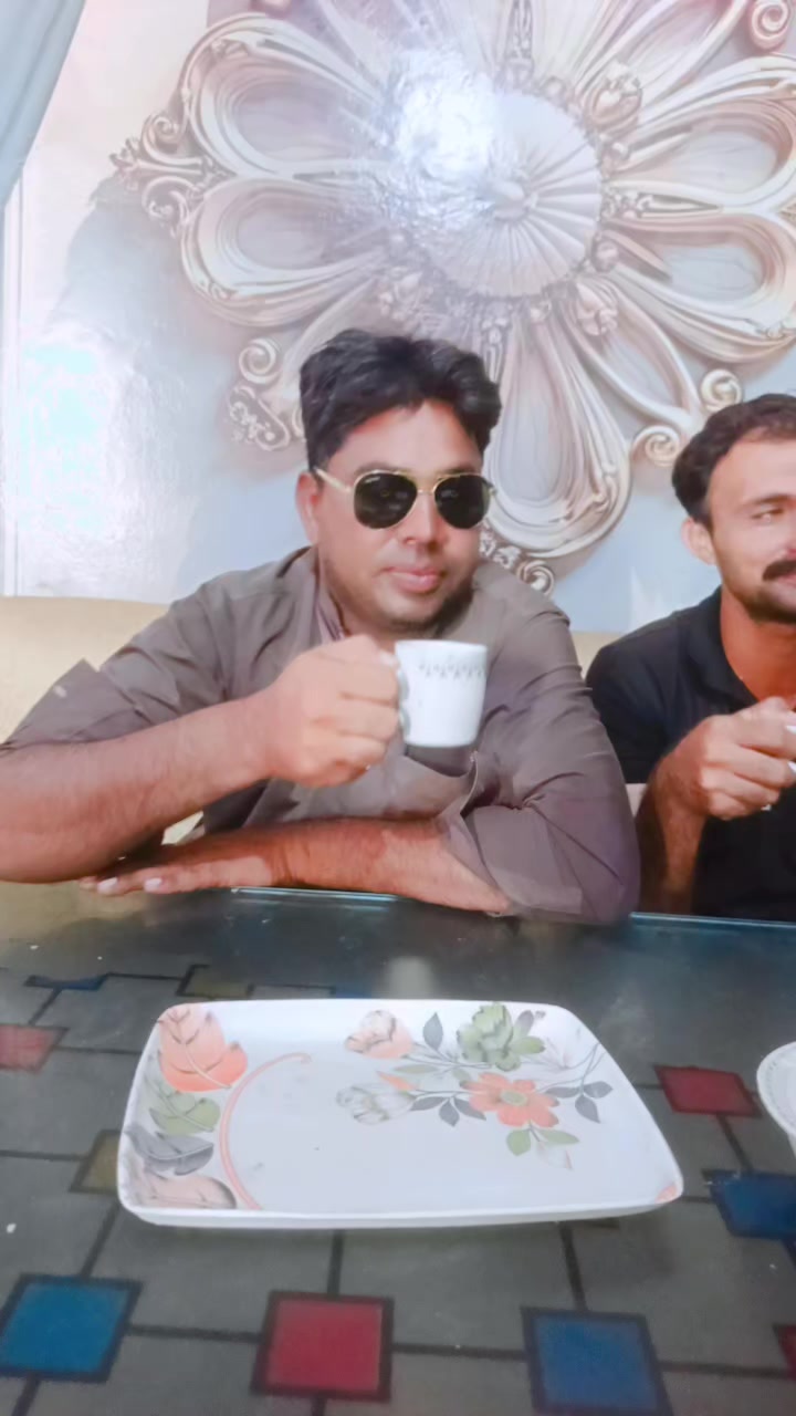 @qavi tum Pakistani