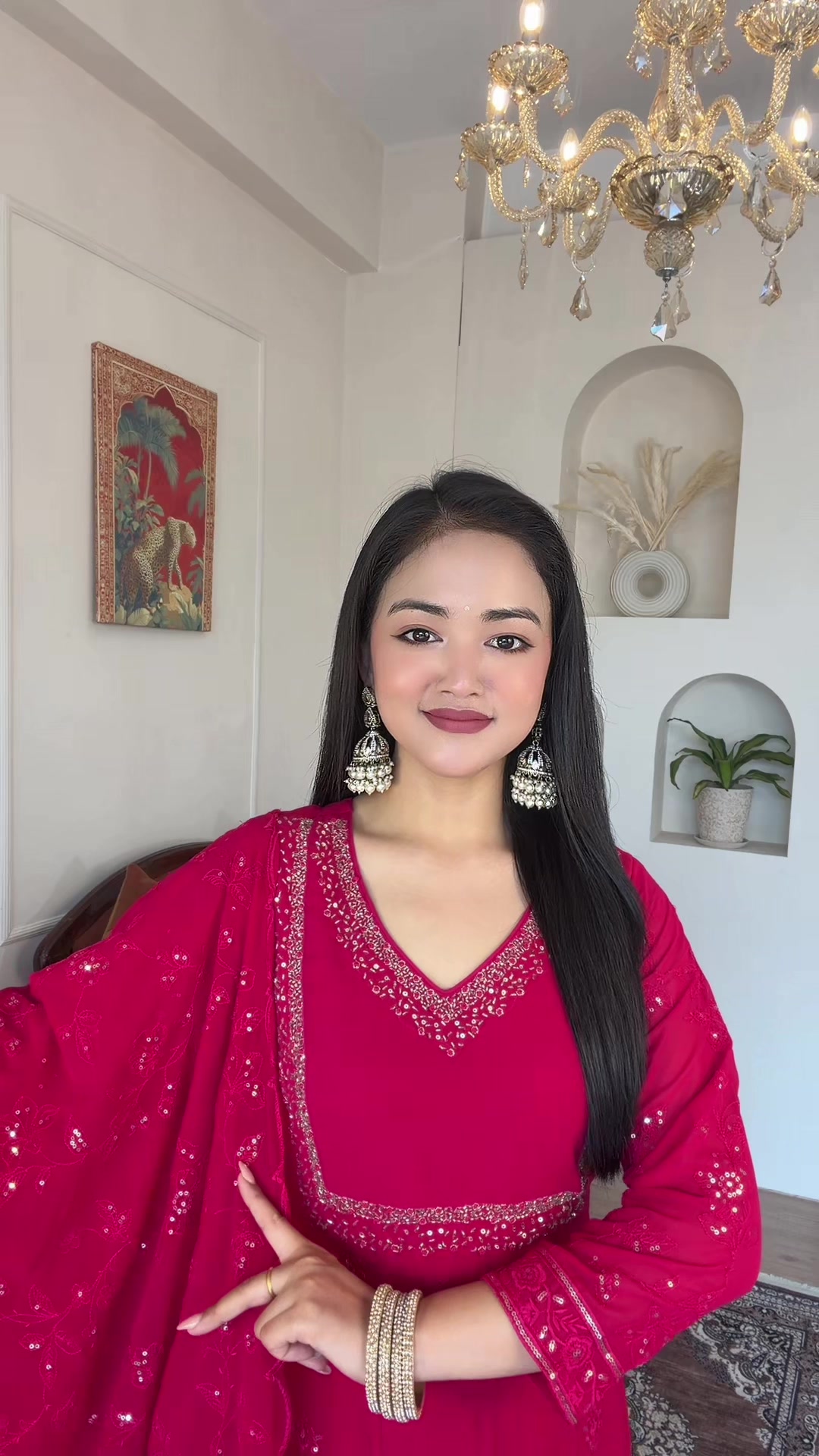 @Naina_TheAttire