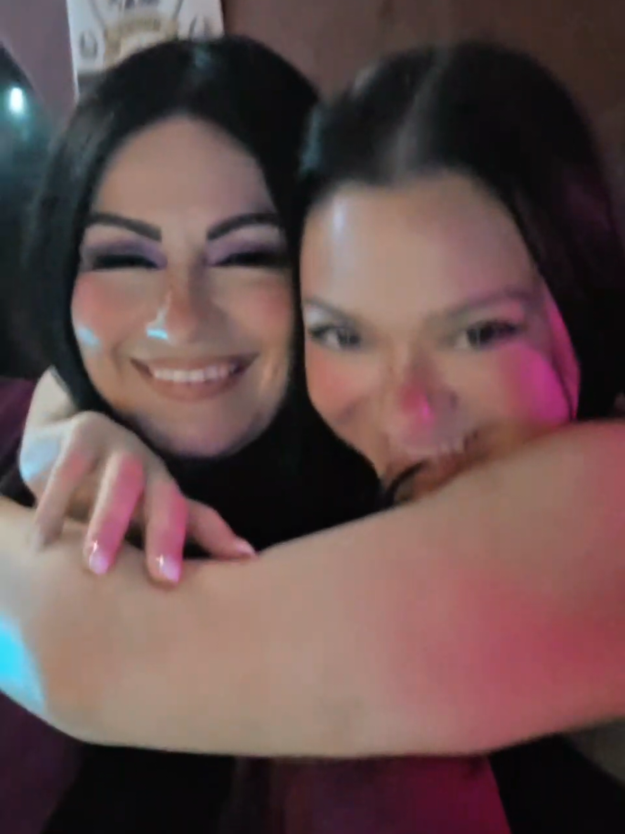 @HoneyBDisney