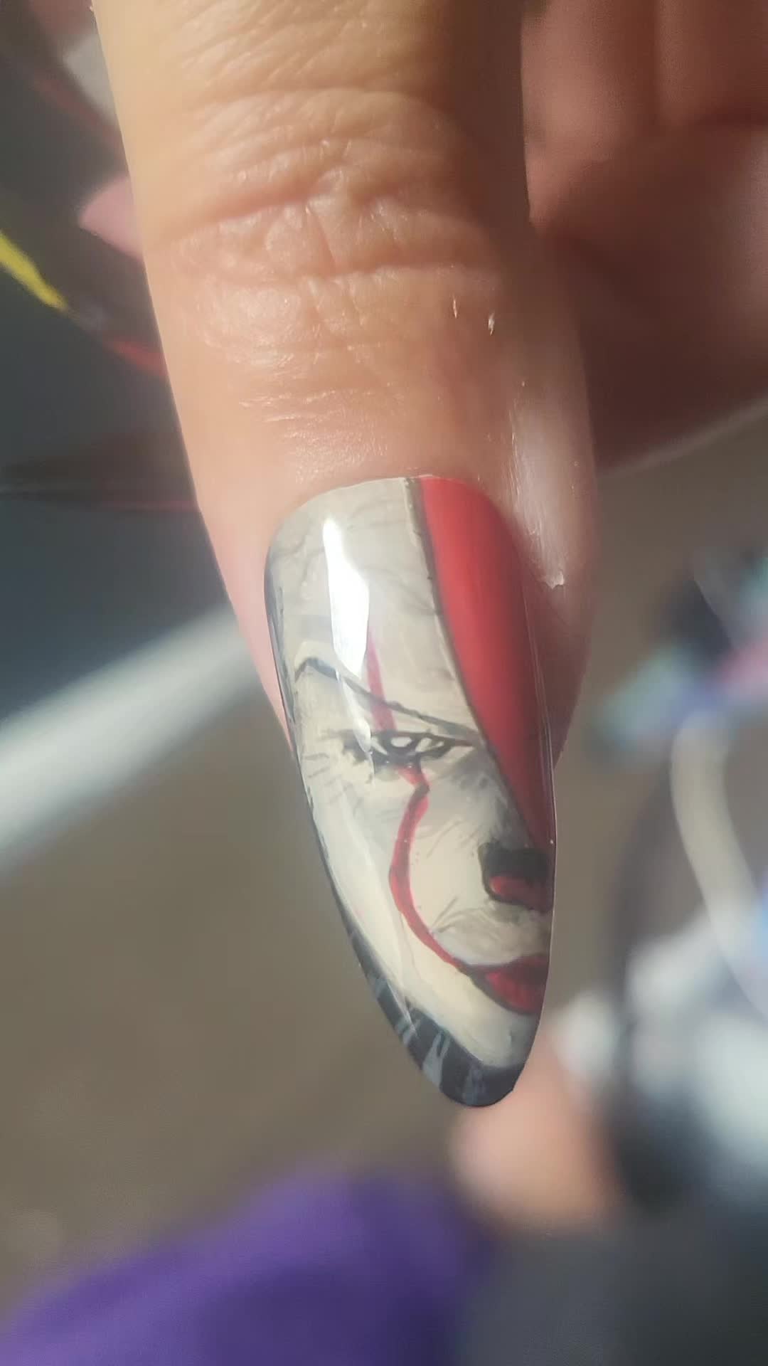 @StewieTheNailGirl