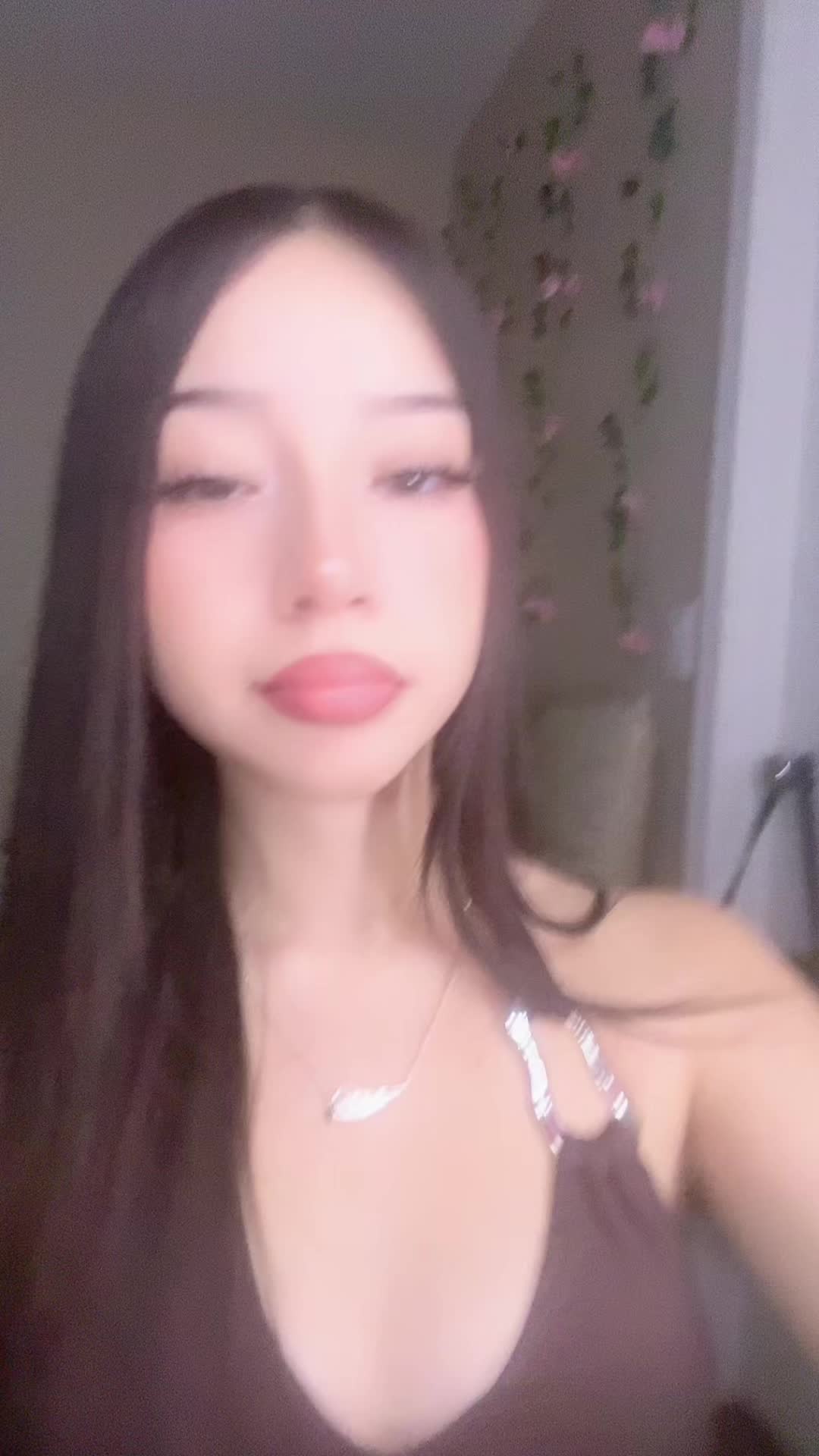 @thegirlnextdoor