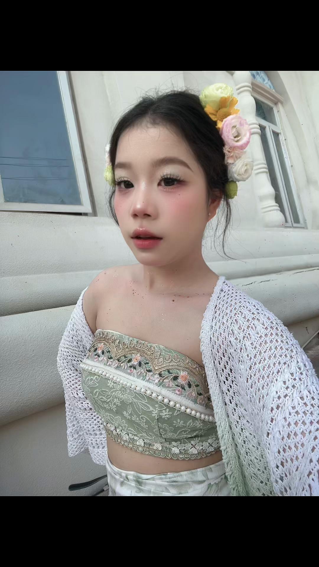 @ອ່ະວ່າ