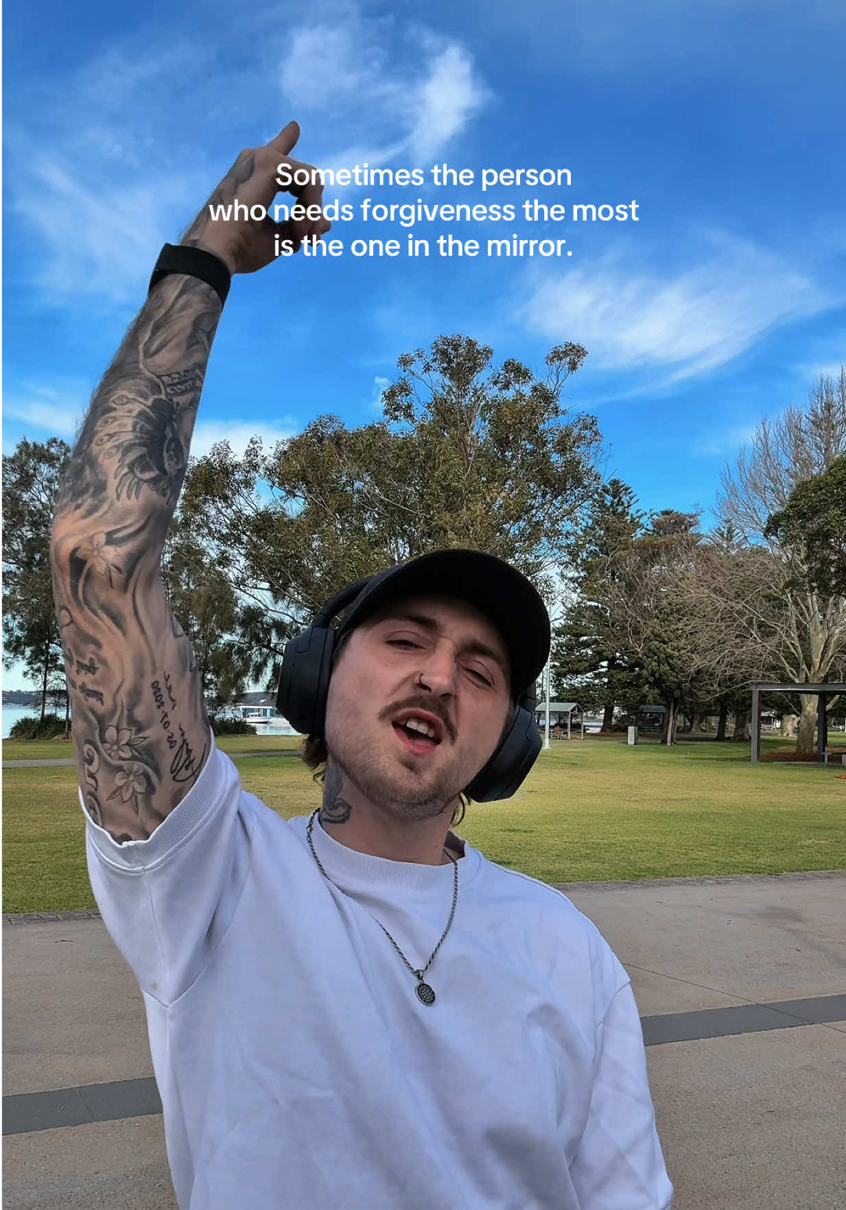 @Damian | Music & Vibes