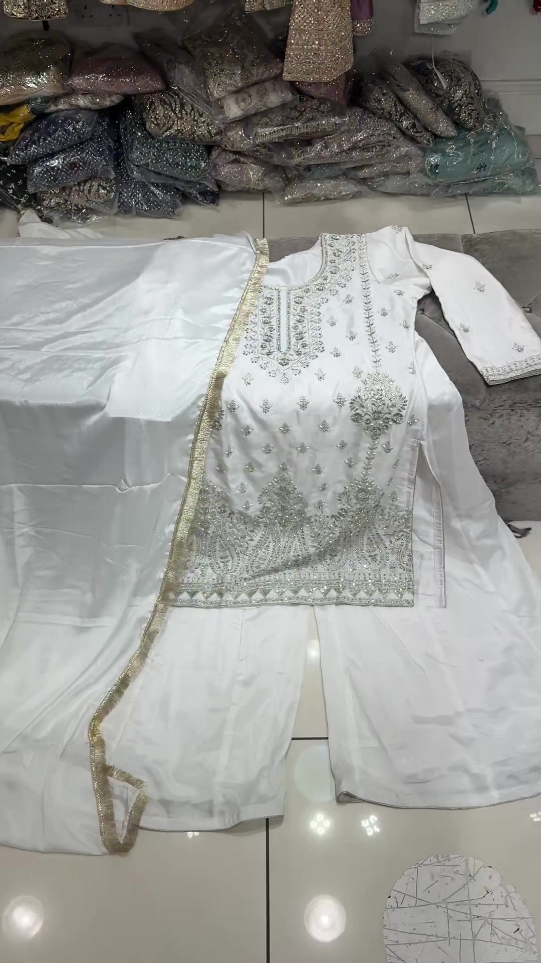 @Zaiba Collection