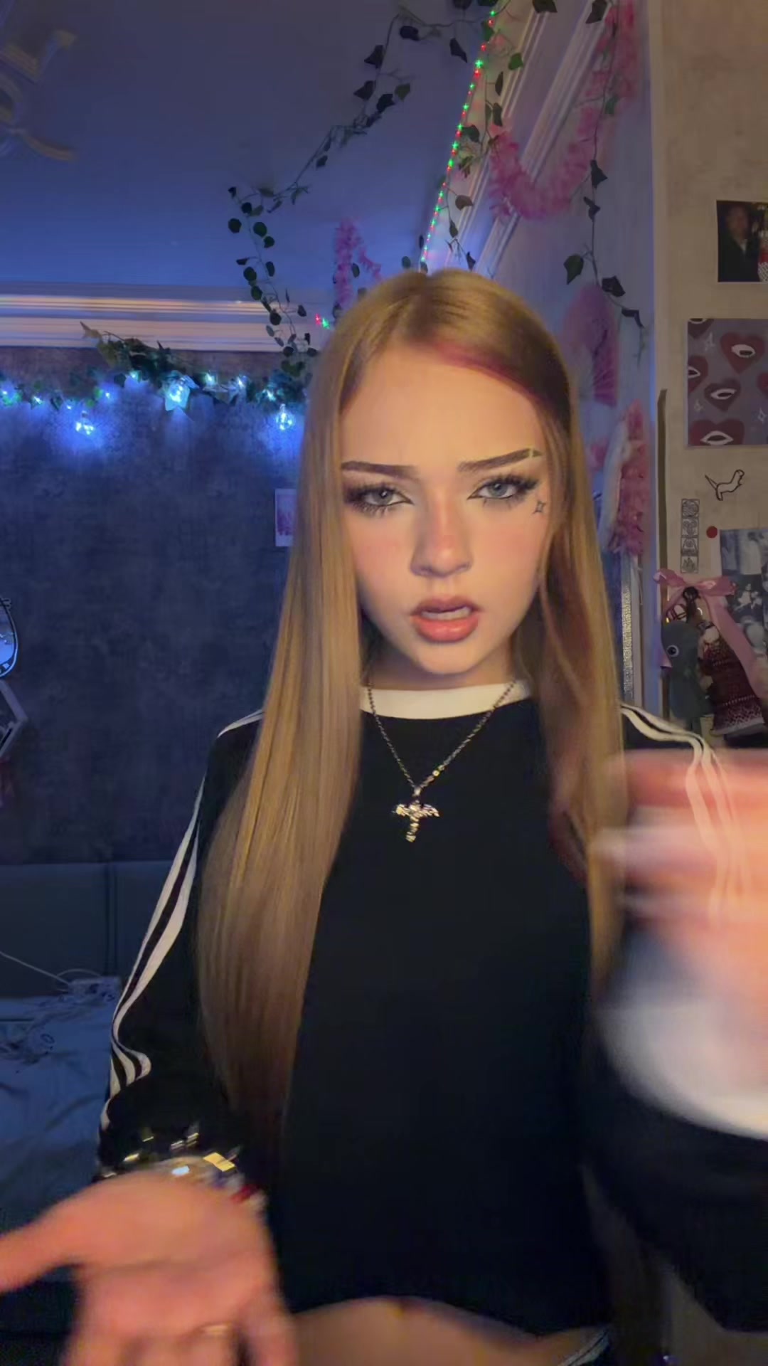 @Эльзак