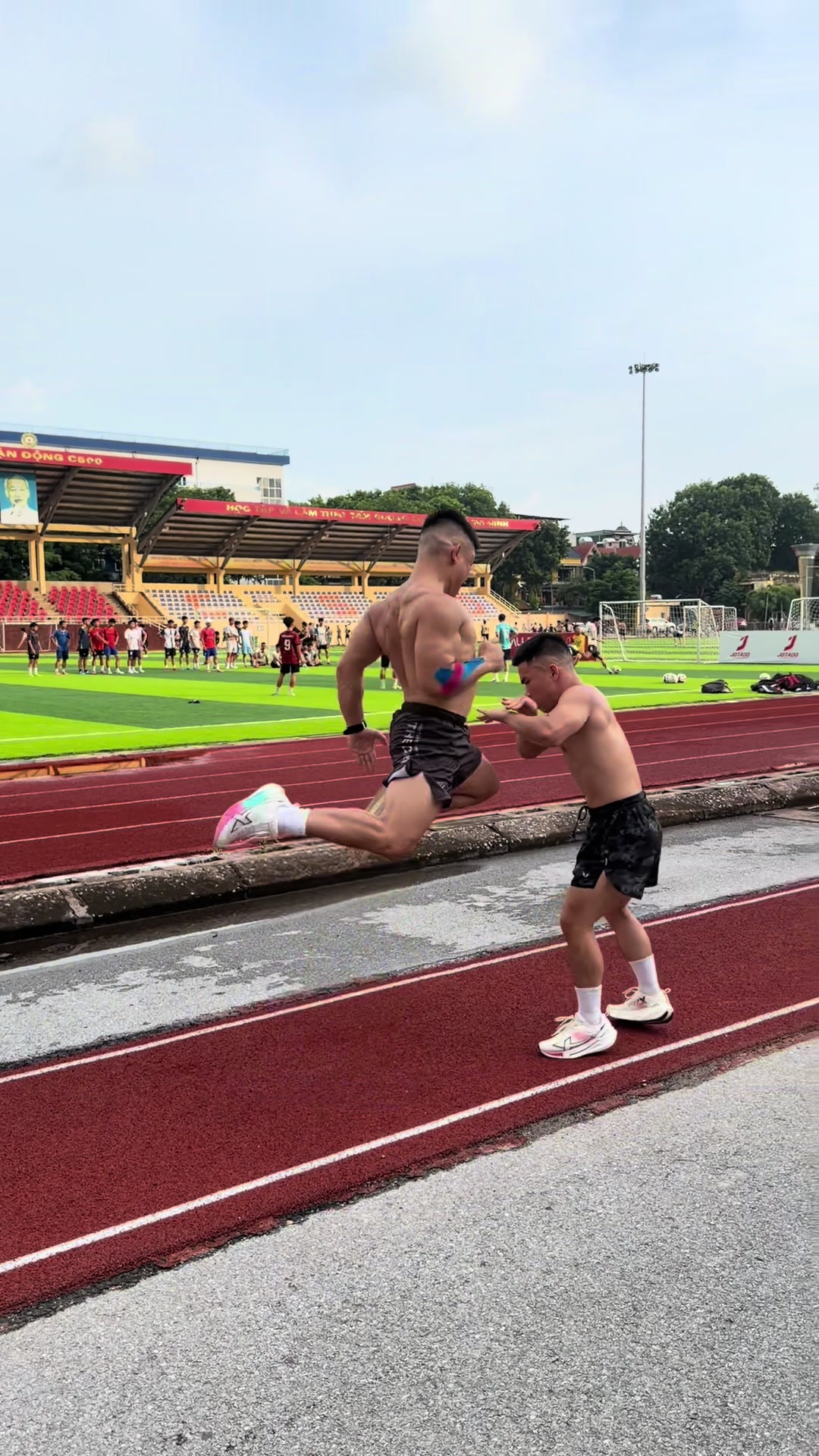 @Đ&agrave;o Hồng Sơn