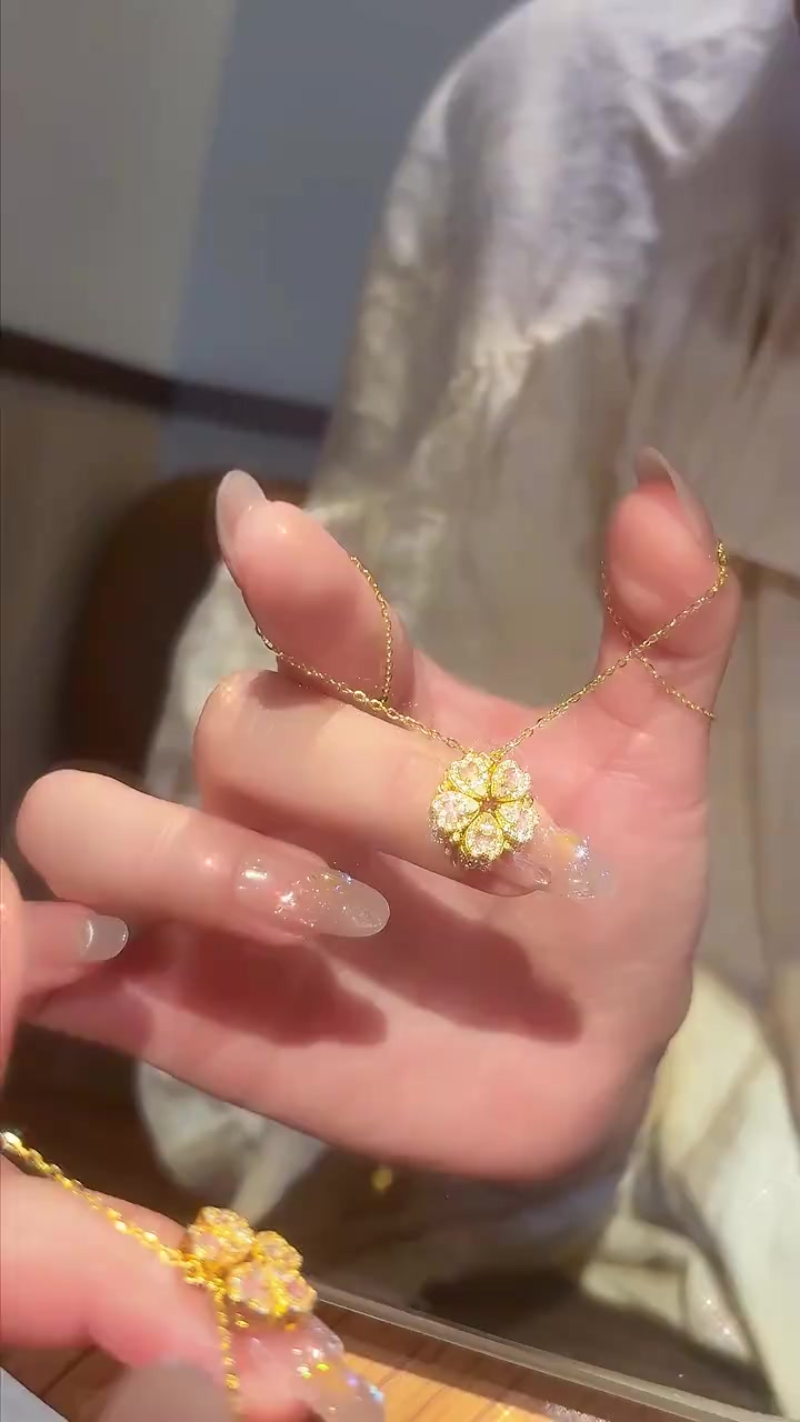 @ChowTaiSeng Jewellery