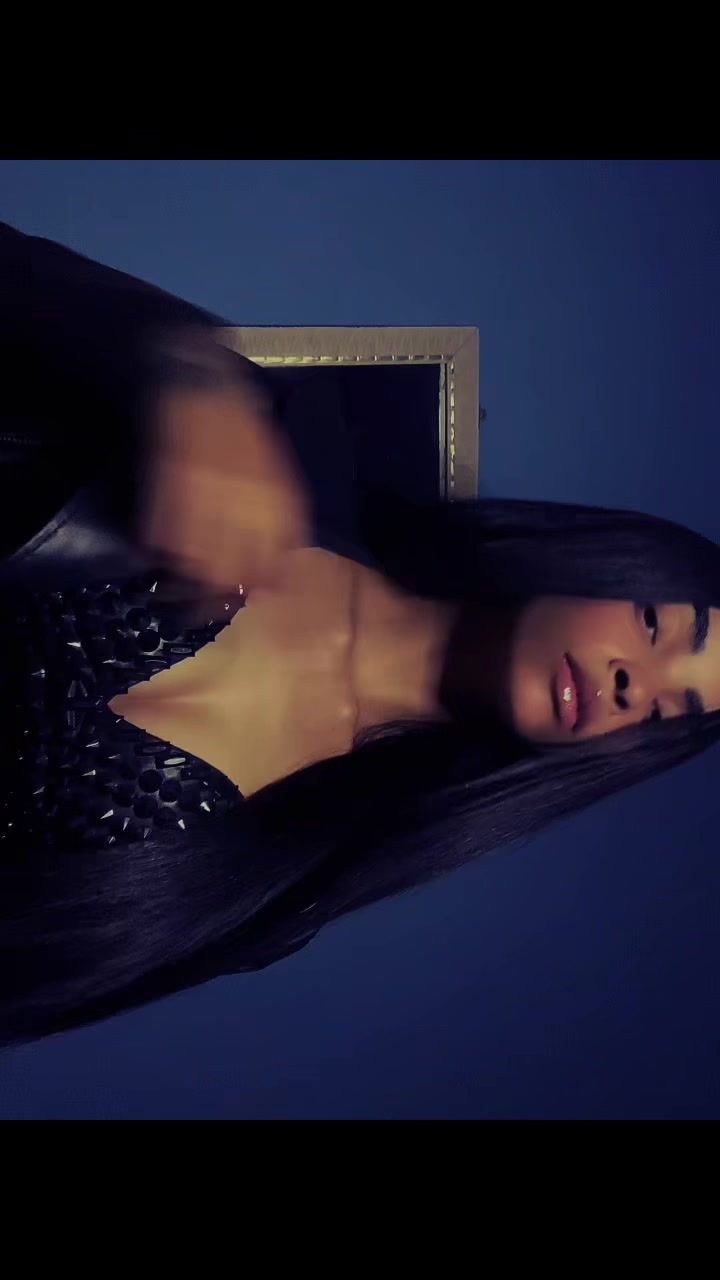 @Vit&oacute;ria 🖤