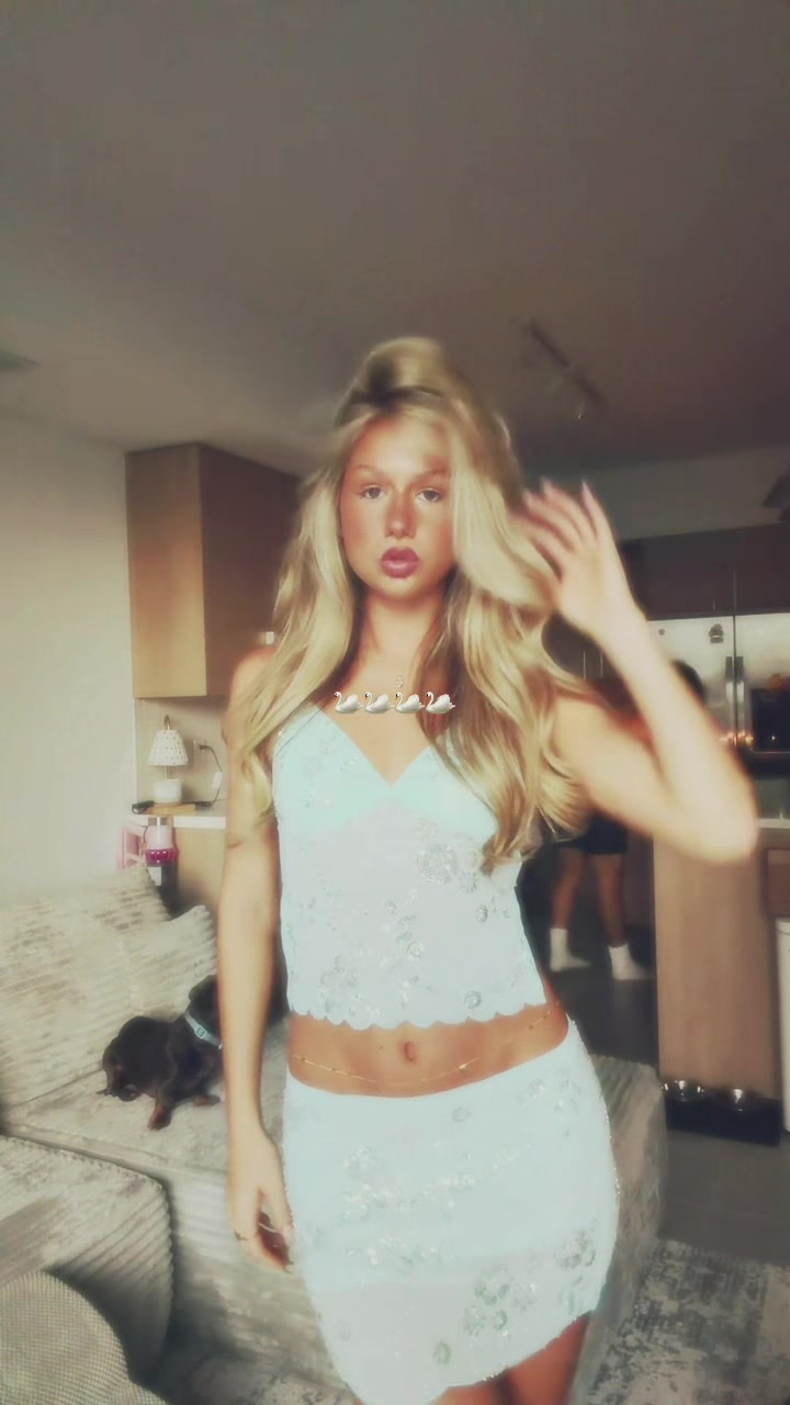 @brooklyn jade ✮⋆˙