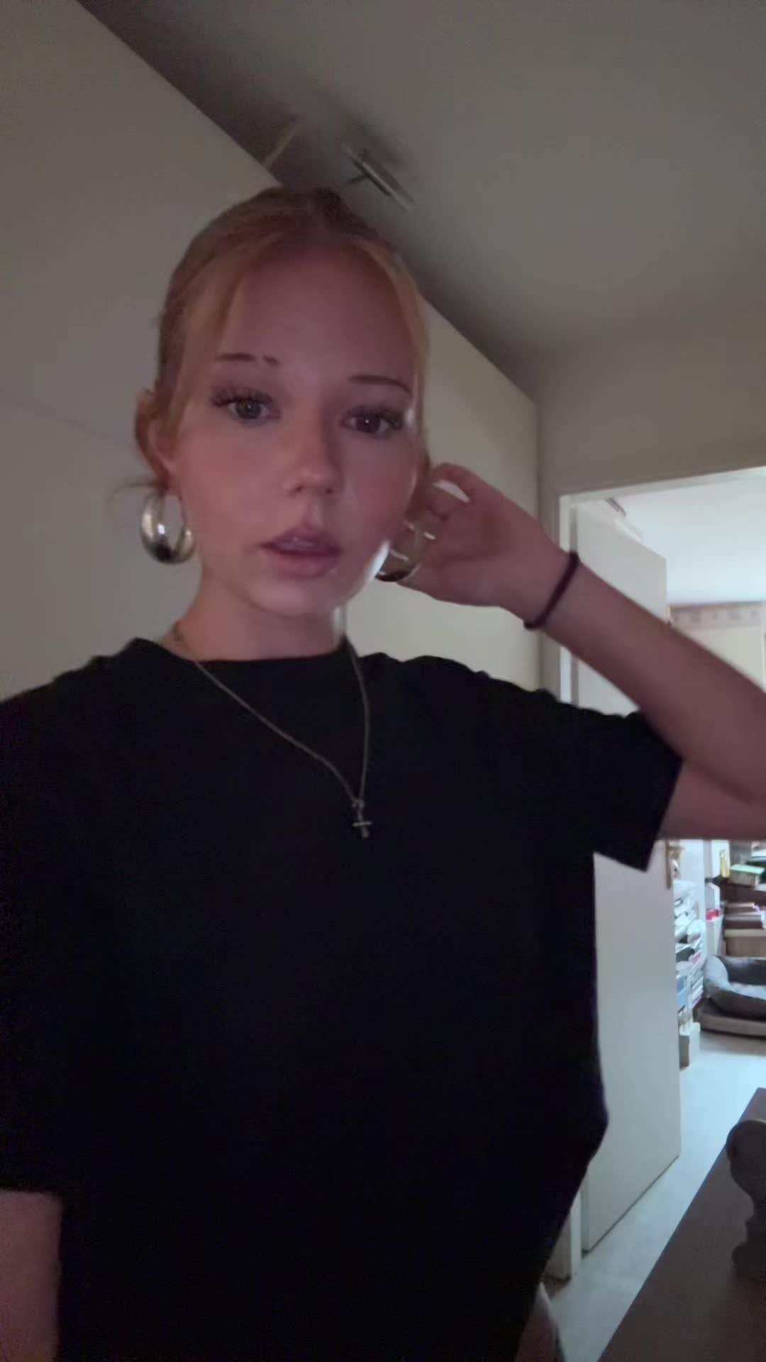 @𝐋𝐞𝐚-𝐞𝐦𝐞𝐥𝐲