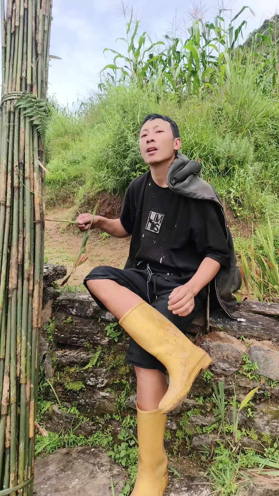 @चाम्लिङ राई  🇳🇵🇳🇵💐💐🥀🥀