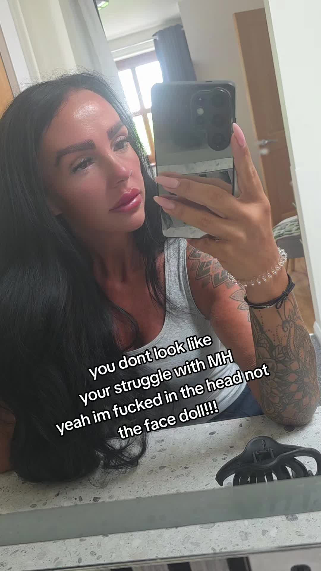 @Becky Faces.by.Becky🤍💉💦💋👁