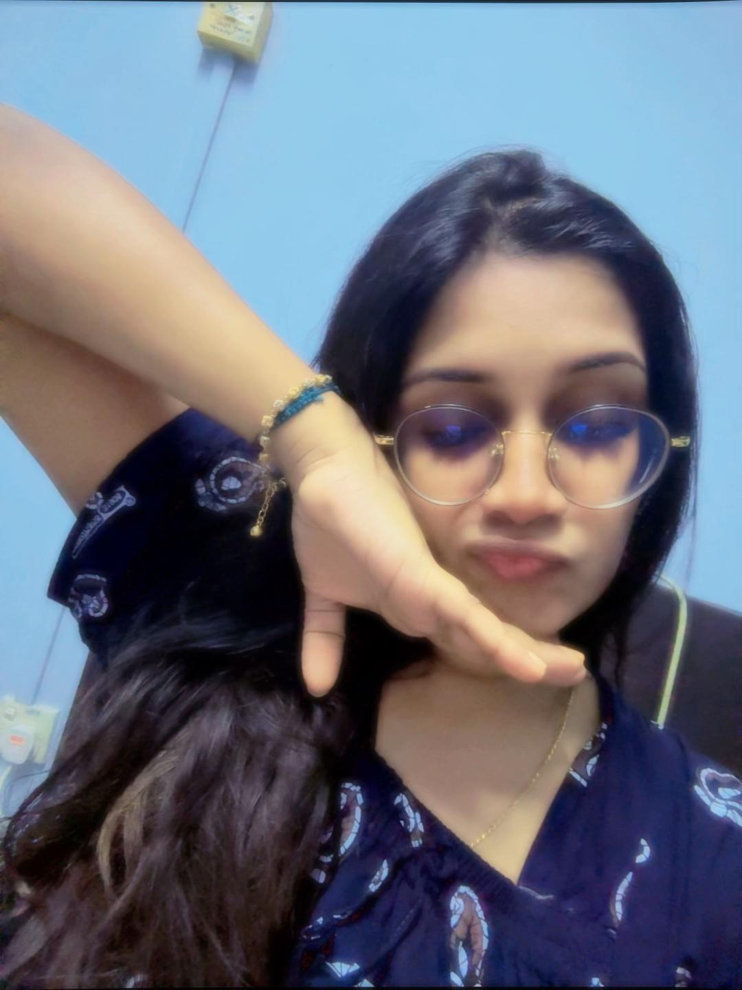 @𝑨𝒊𝒔𝒉𝒖ᥫ᭡🧿