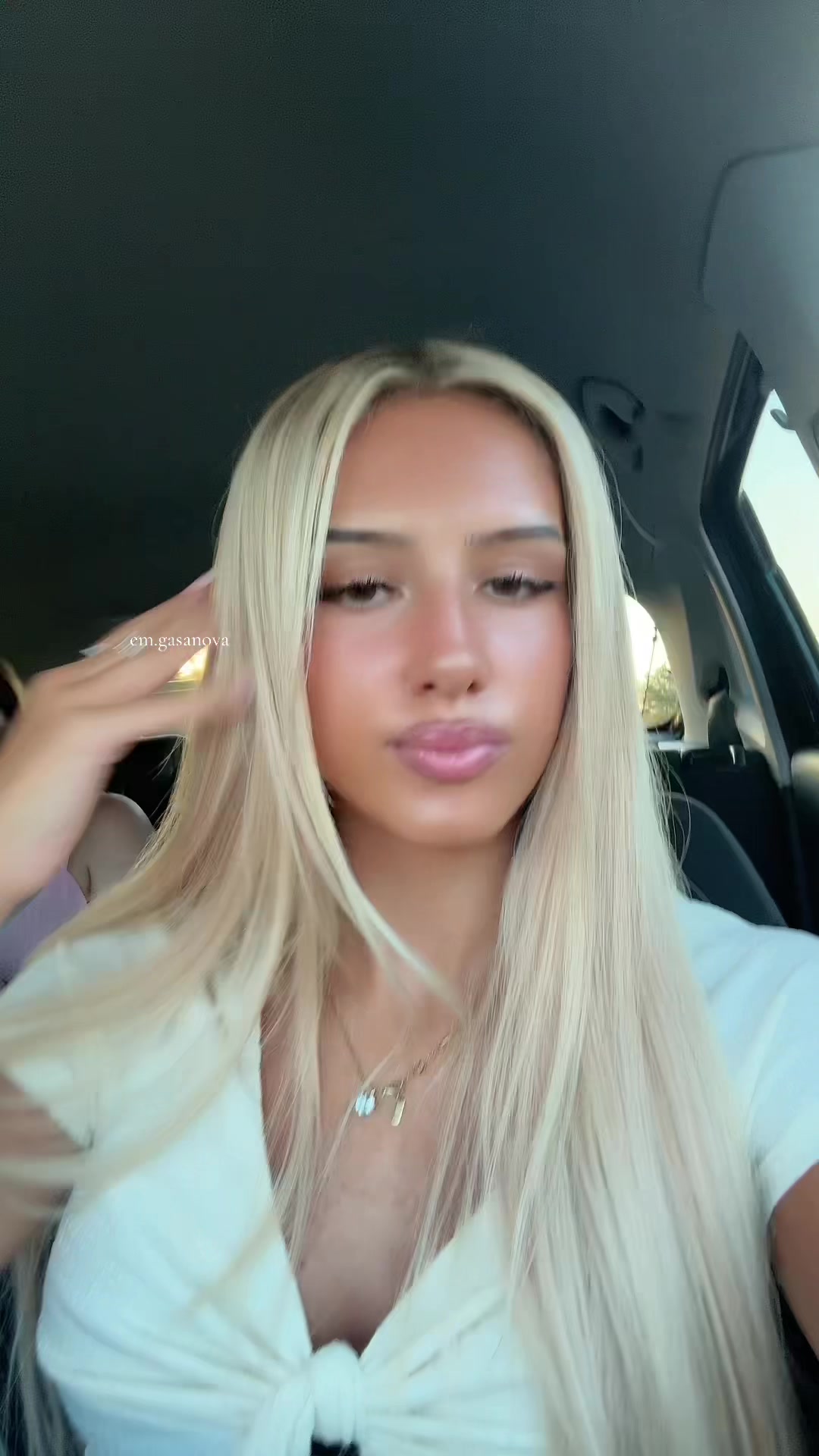 @𝐠𝐚𝐬𝐚𝐧𝐨𝐯𝐚