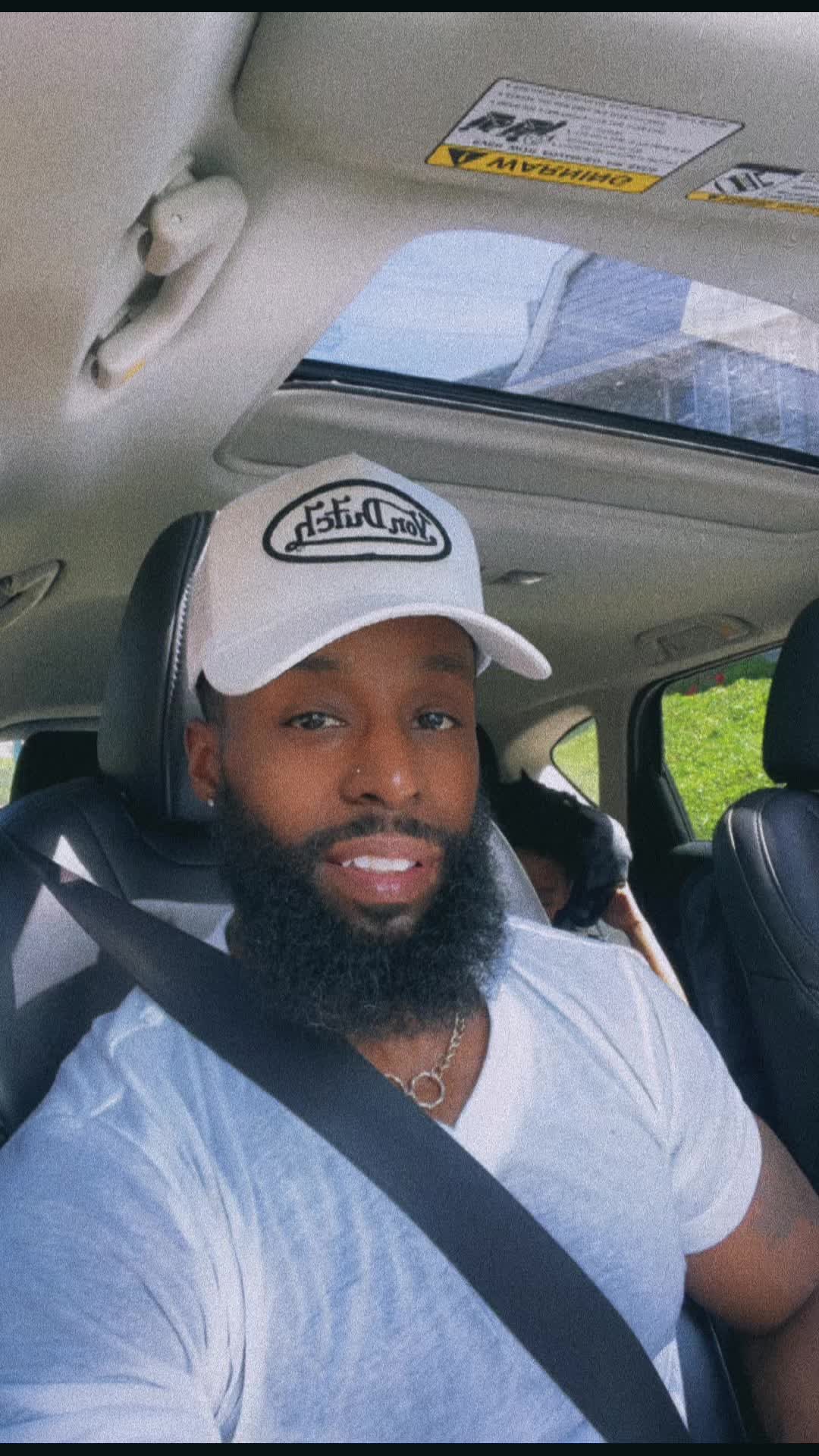 @firstname_leon