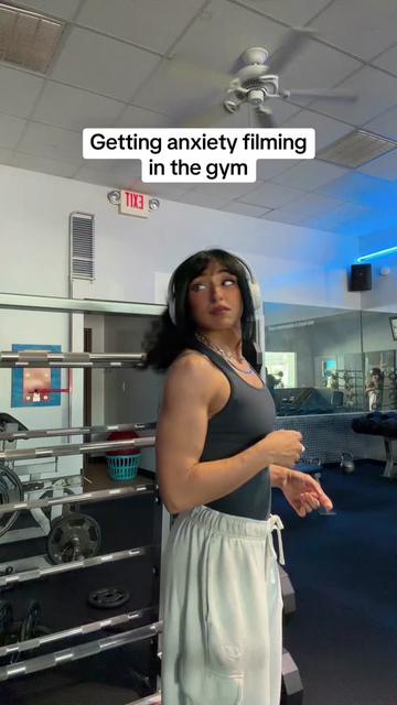 @LyssaLeedleLee