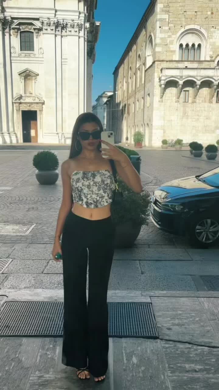 @Ίνα