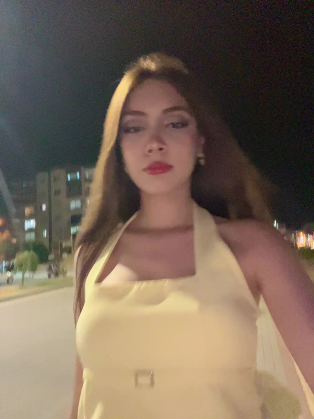 @HİRA🌸