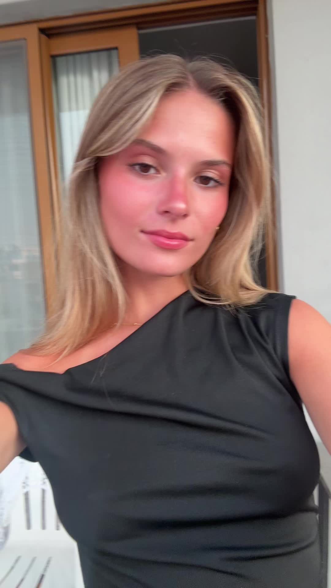 @laura-tncr