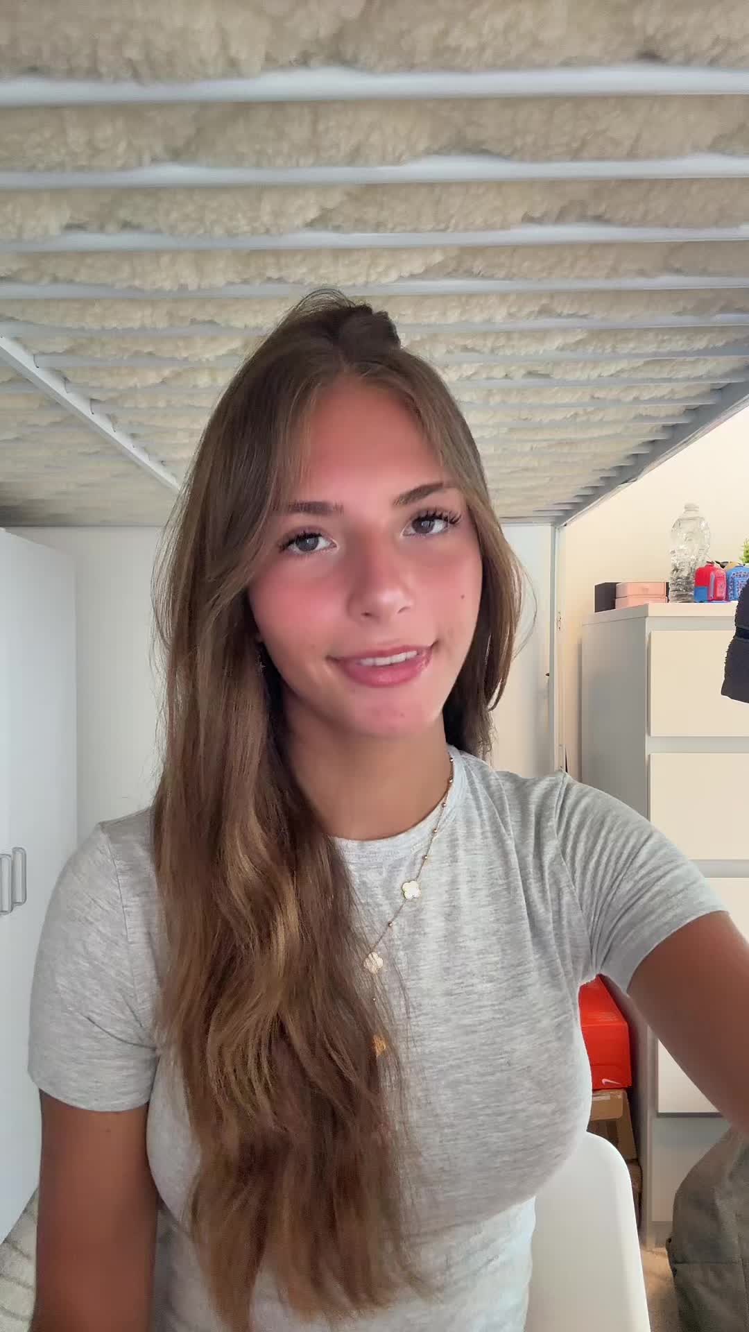 @𝓵𝓮́𝓪🌺