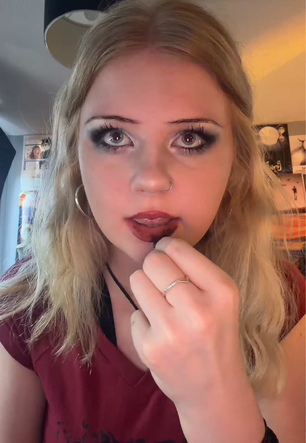 @𝔦𝔷𝔷𝔶