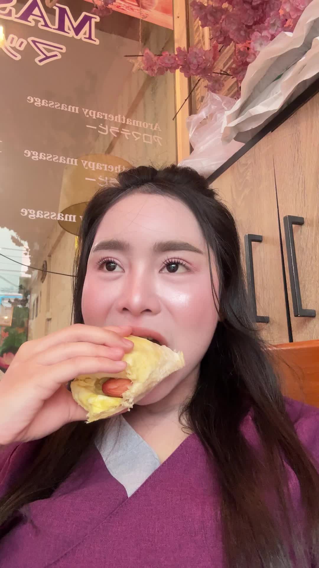 @หน๋อย หน่า ที่หน้าเหวี่ยงๆไง